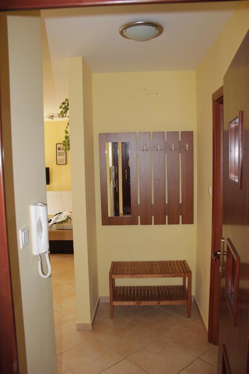 Lakeview Apartment Balatonlelle Bagian luar foto